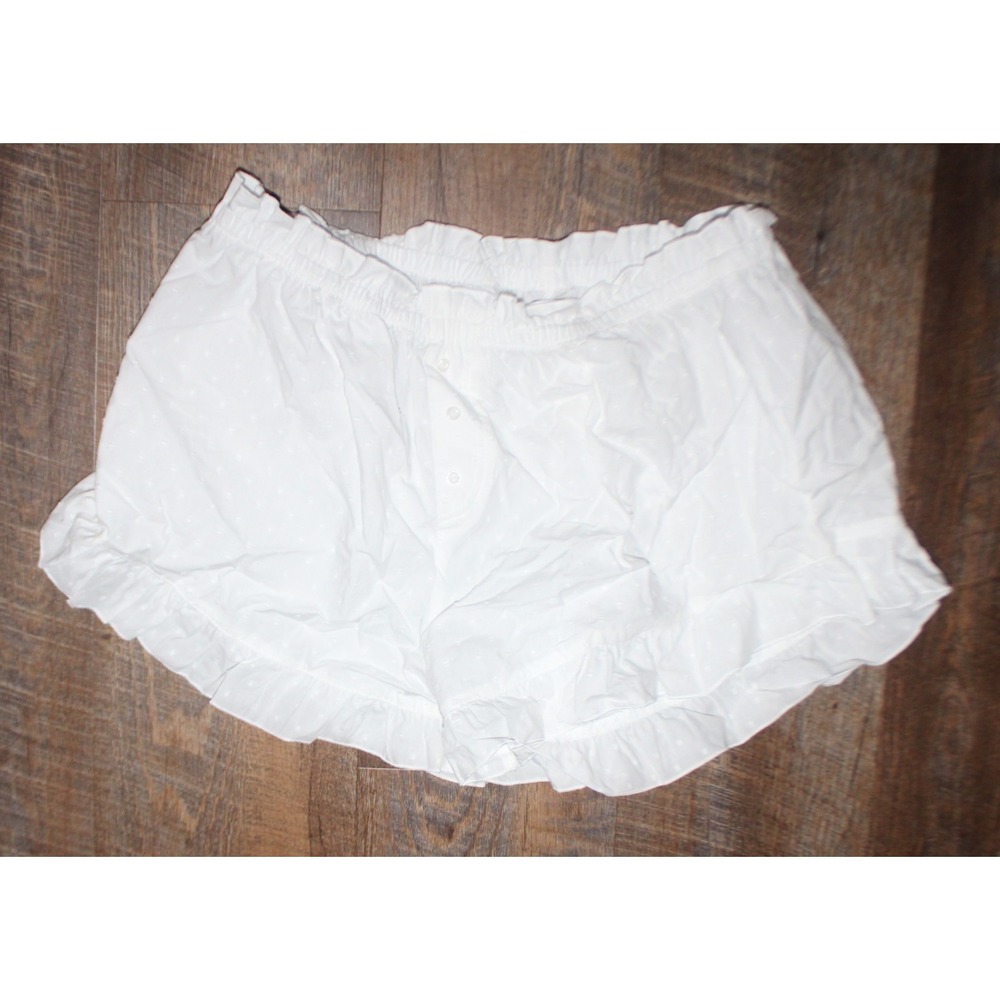 NWT white Colsie Sleep Shorts Size M